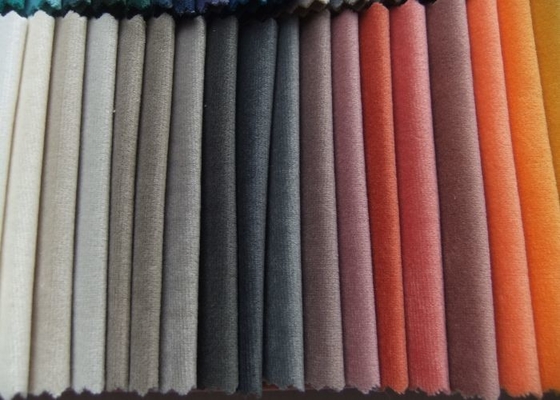 Polyester-Möbel-Samt-Gewebe 100% für Sofa Chairs Wrinkle Resistant
